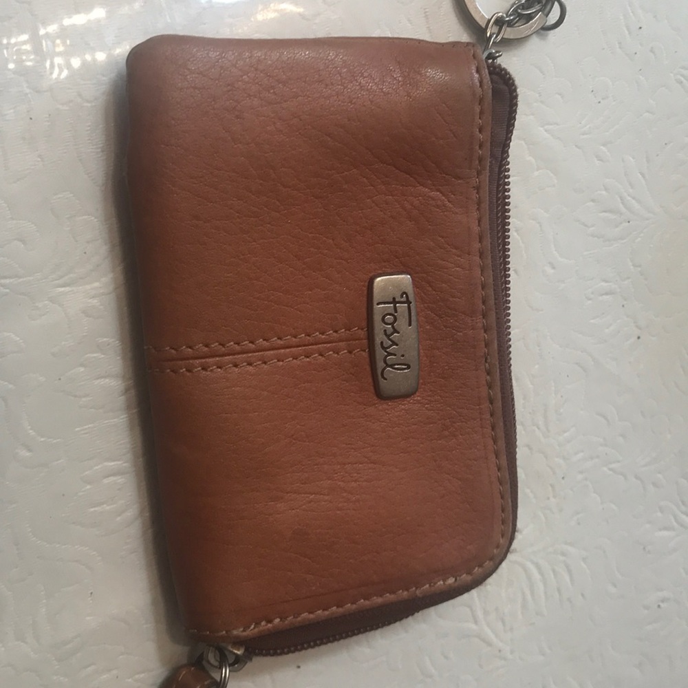 Fossil change purse